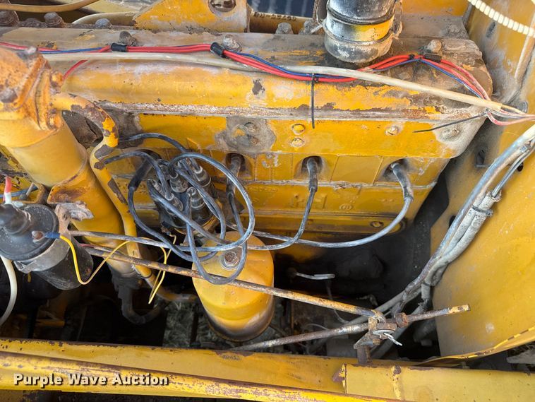 image for item DU3506 Etnyre chip spreader