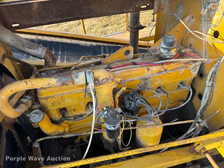 image for item DU3506 Etnyre chip spreader