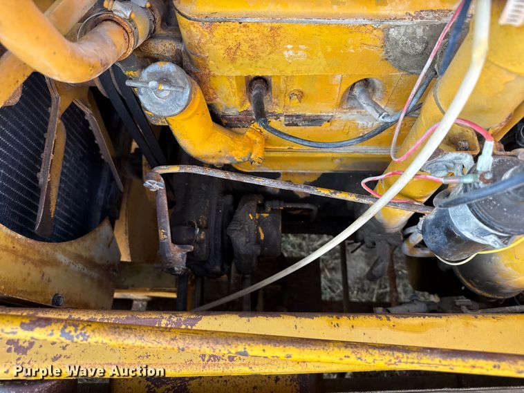 image for item DU3506 Etnyre chip spreader