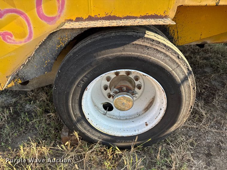 image for item DU3506 Etnyre chip spreader