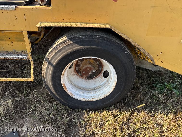 image for item DU3506 Etnyre chip spreader