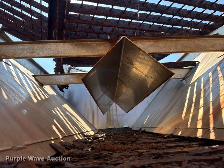 image for item DU3507 2001 International 4900 dump truck