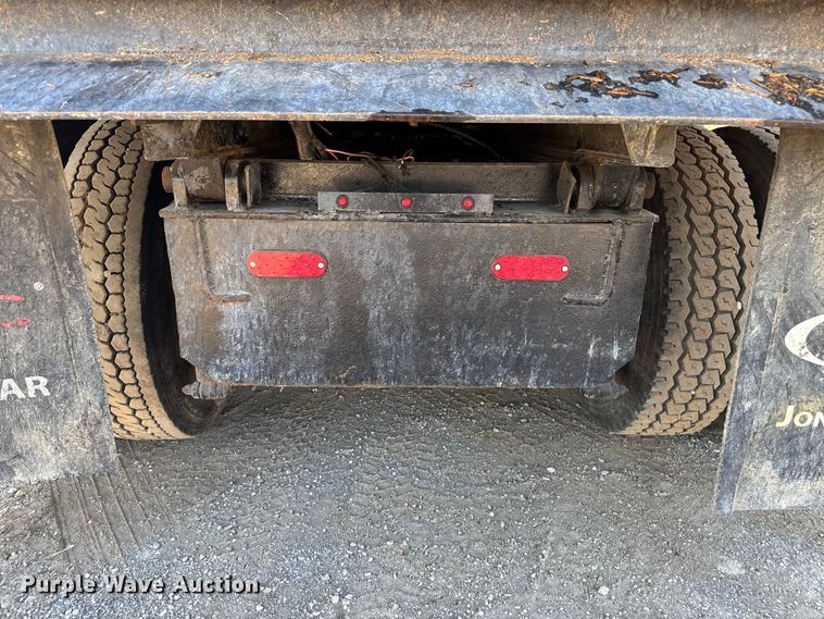 image for item DU3509 2004 Kenworth T800 dump truck