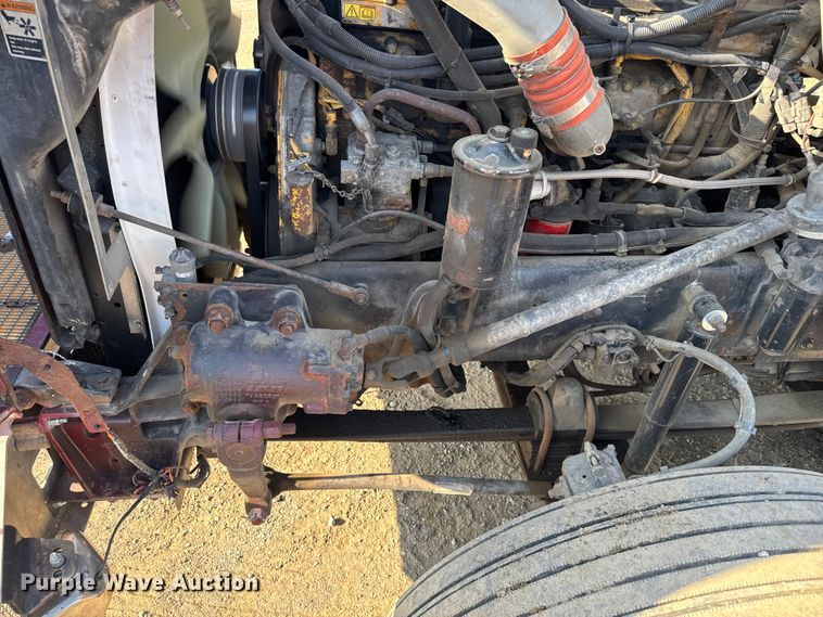 image for item DU3509 2004 Kenworth T800 dump truck