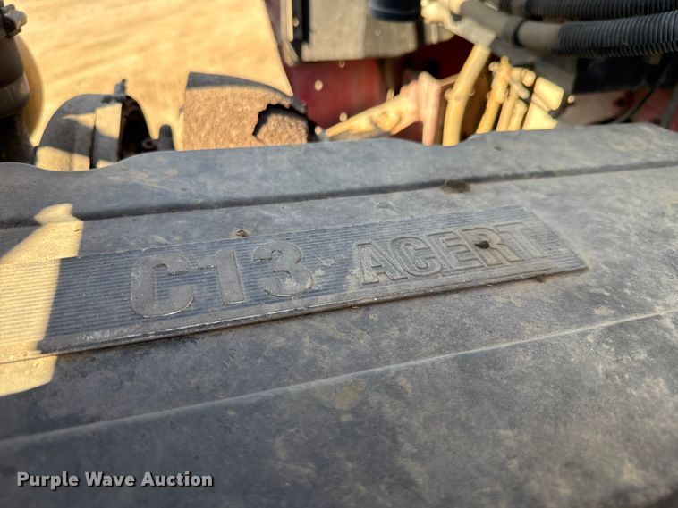 image for item DU3509 2004 Kenworth T800 dump truck