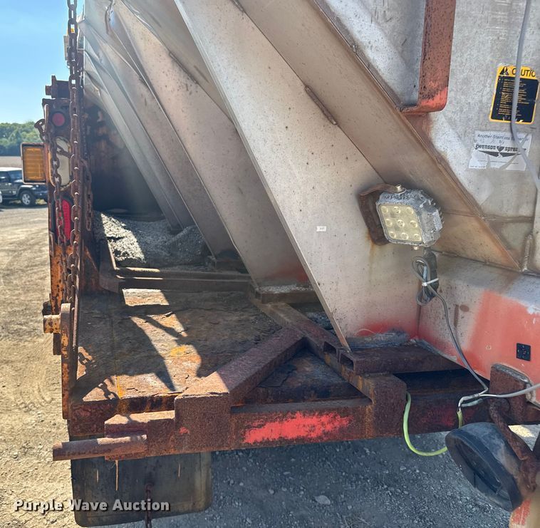 image for item DU3512 2005 International 7400 dump truck