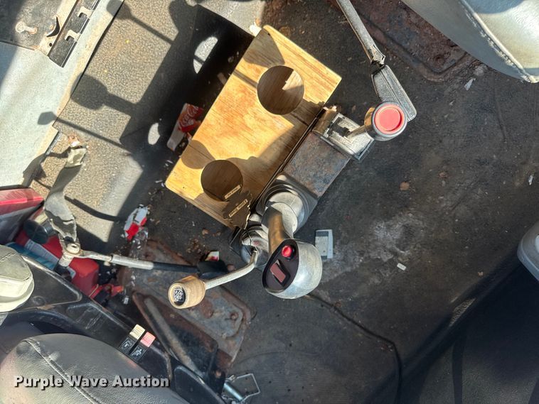 image for item DU3512 2005 International 7400 dump truck