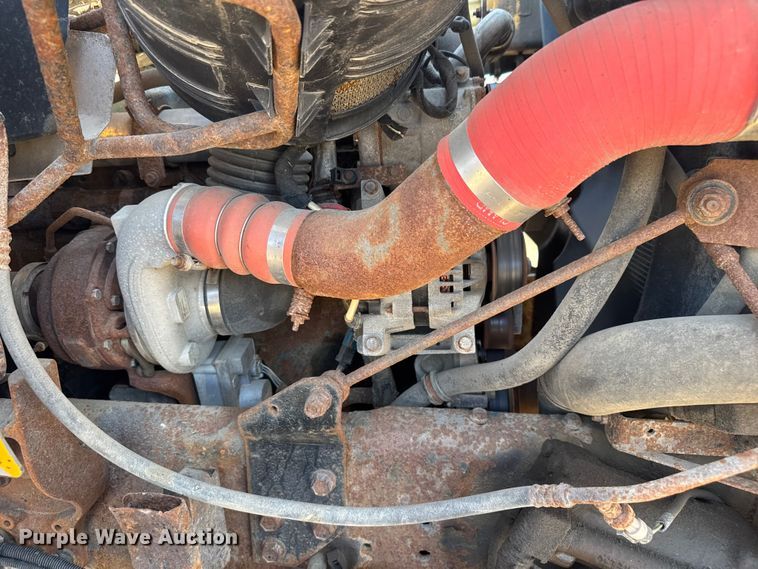 image for item DU3512 2005 International 7400 dump truck