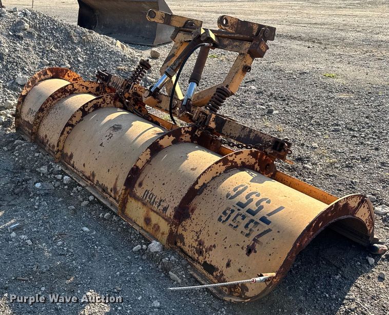 image for item DU3512 2005 International 7400 dump truck