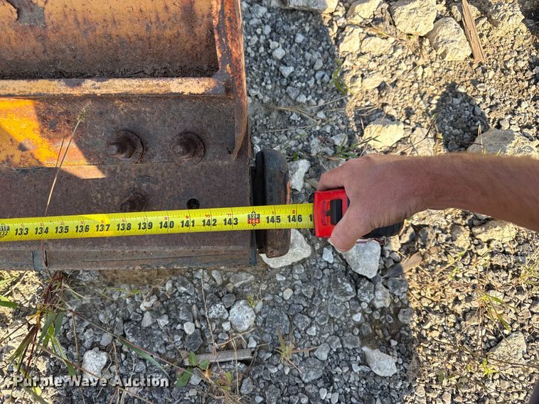 image for item DU3512 2005 International 7400 dump truck