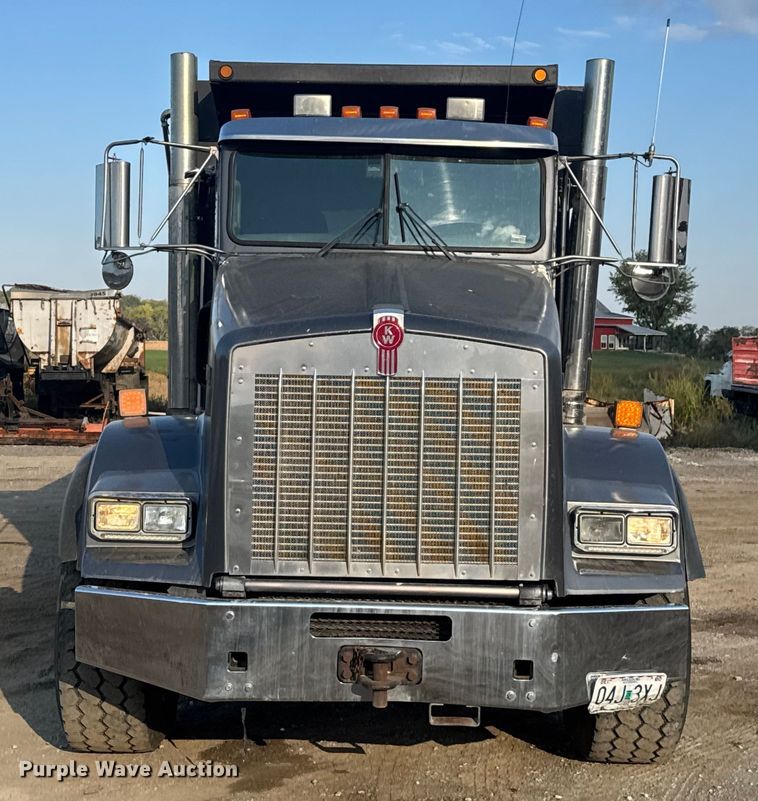 image for item DU3516 2008 Kenworth T800 dump truck
