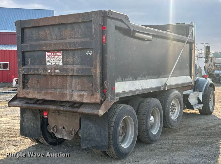 image for item DU3516 2008 Kenworth T800 dump truck