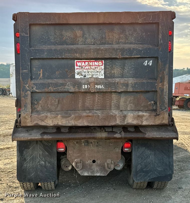 image for item DU3516 2008 Kenworth T800 dump truck
