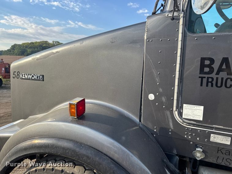 image for item DU3516 2008 Kenworth T800 dump truck