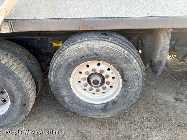 image for item DU3516 2008 Kenworth T800 dump truck