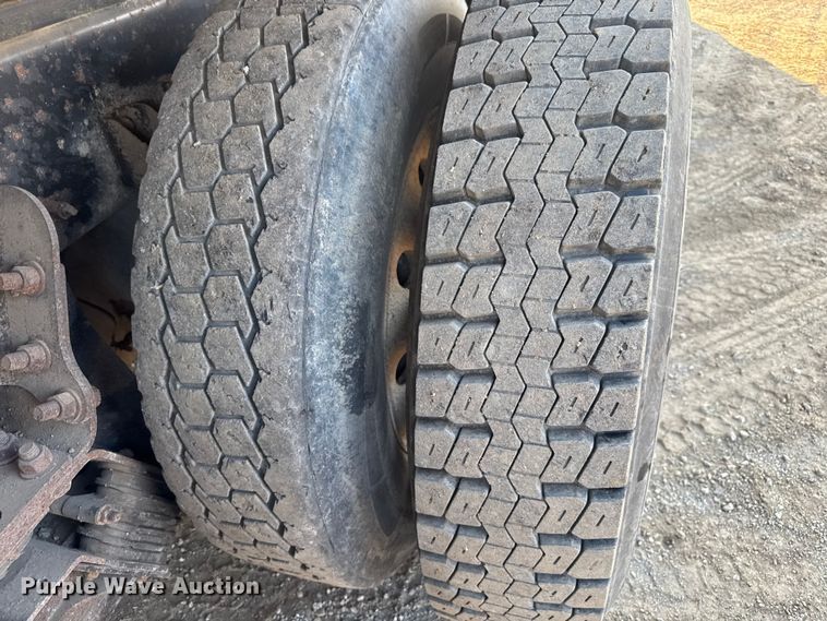 image for item DU3516 2008 Kenworth T800 dump truck