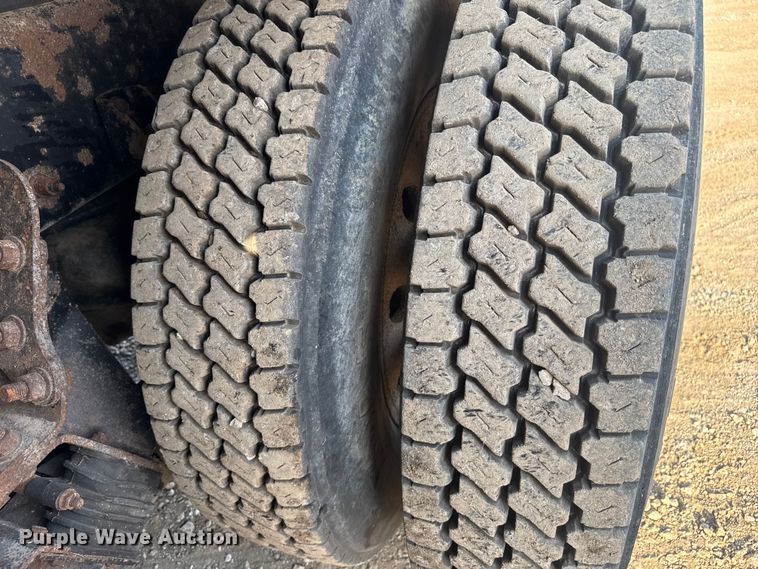 image for item DU3516 2008 Kenworth T800 dump truck