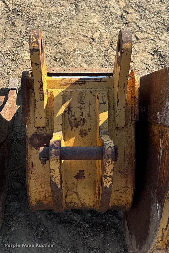 image for item DU3519 (3) backhoe buckets