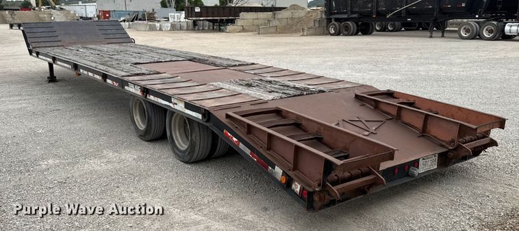 image for item DU3536 2009 Trail King TK50-432 equipment trailer