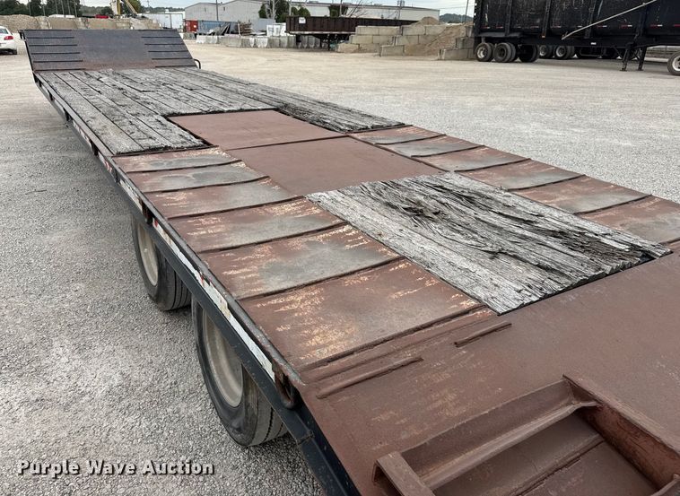 image for item DU3536 2009 Trail King TK50-432 equipment trailer