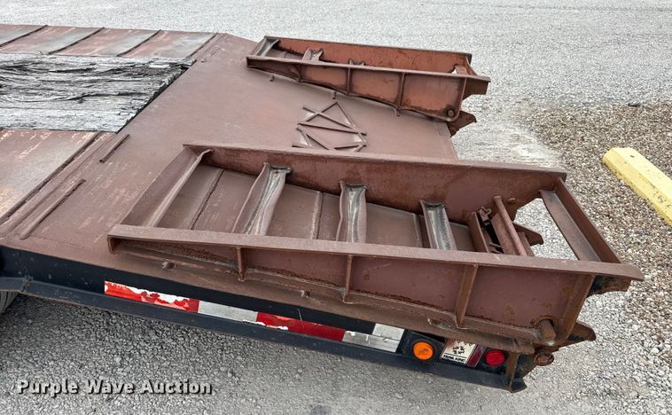 image for item DU3536 2009 Trail King TK50-432 equipment trailer