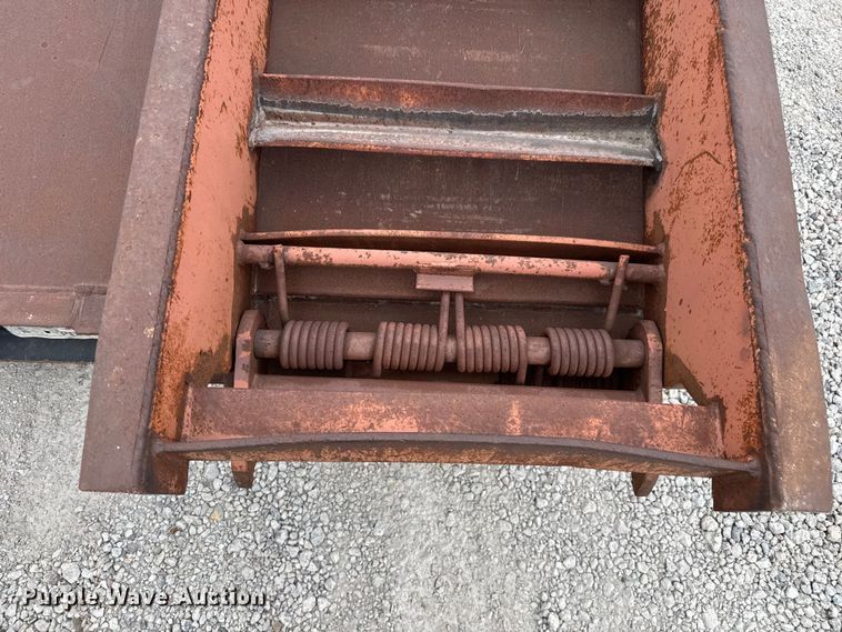 image for item DU3536 2009 Trail King TK50-432 equipment trailer