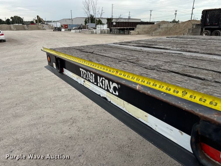 image for item DU3536 2009 Trail King TK50-432 equipment trailer