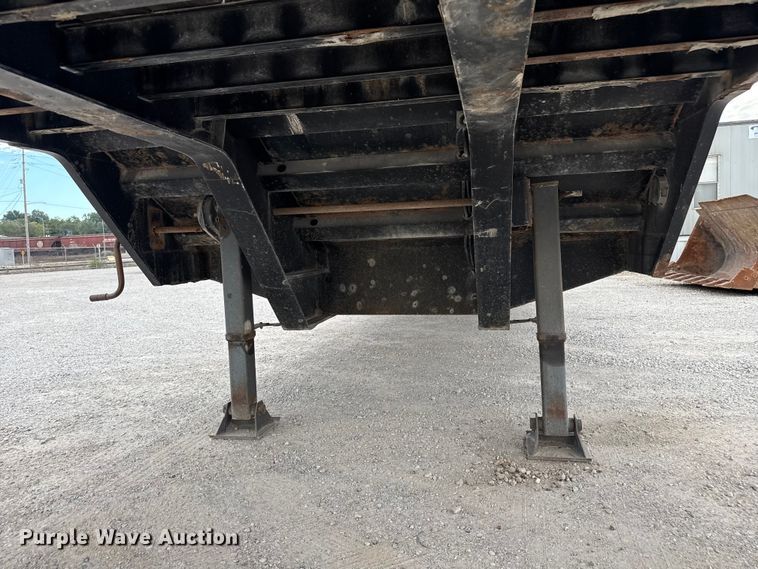 image for item DU3536 2009 Trail King TK50-432 equipment trailer