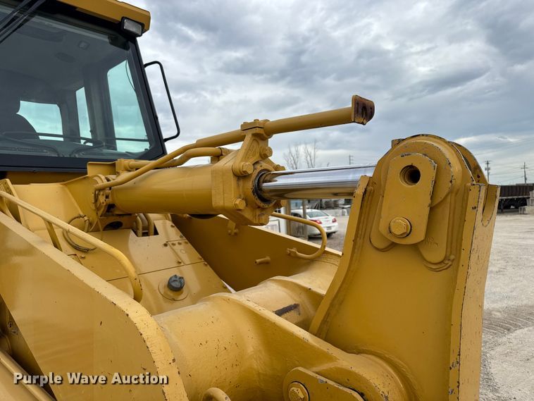 image for item DU3537 2005 Caterpillar 963C track loader
