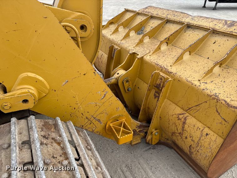 image for item DU3537 2005 Caterpillar 963C track loader