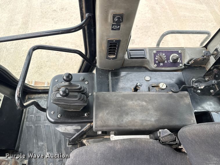 image for item DU3537 2005 Caterpillar 963C track loader