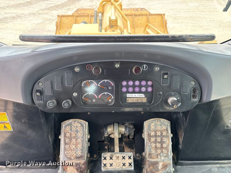 image for item DU3537 2005 Caterpillar 963C track loader