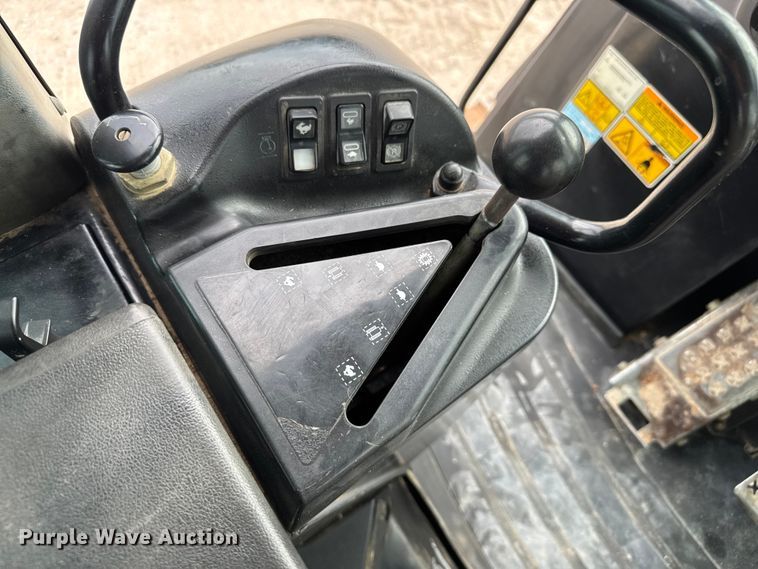 image for item DU3537 2005 Caterpillar 963C track loader