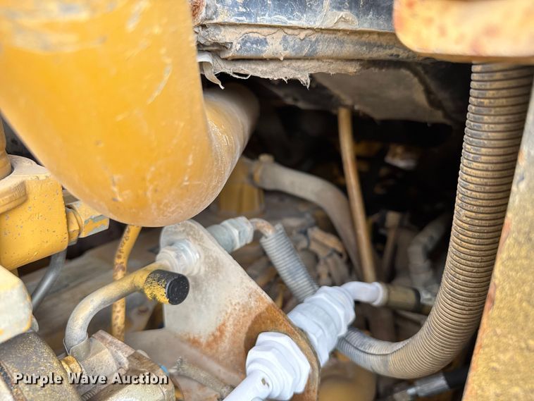 image for item DU3537 2005 Caterpillar 963C track loader