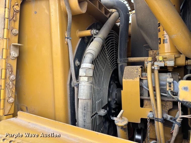 image for item DU3537 2005 Caterpillar 963C track loader