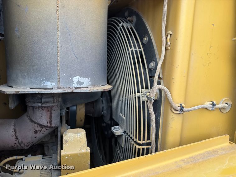 image for item DU3537 2005 Caterpillar 963C track loader