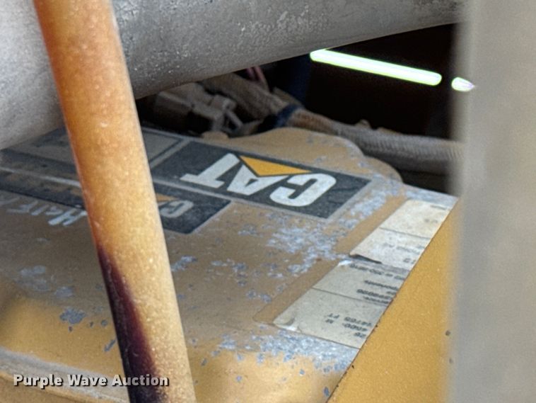 image for item DU3537 2005 Caterpillar 963C track loader