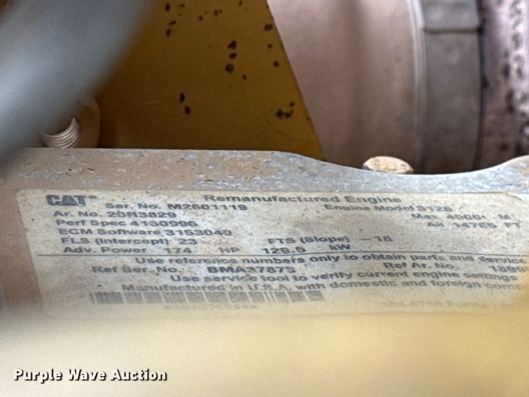 image for item DU3537 2005 Caterpillar 963C track loader