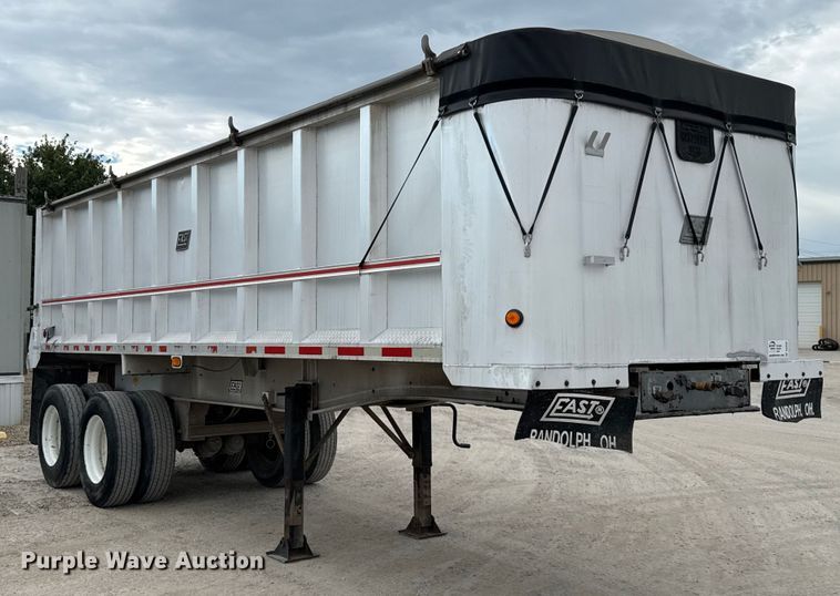 image for item DU3538 1998 East end dump trailer