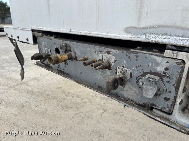 image for item DU3538 1998 East end dump trailer