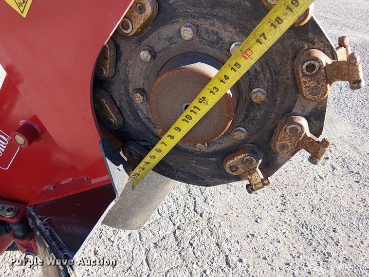 image for item DU3555 Toro STX 38 EFI Intelli-Sweep stump grinder