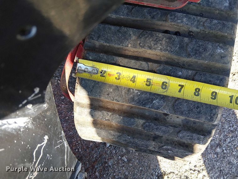 image for item DU3568 Toro Dingo TX 1000 Vertical Lift compact utility loader