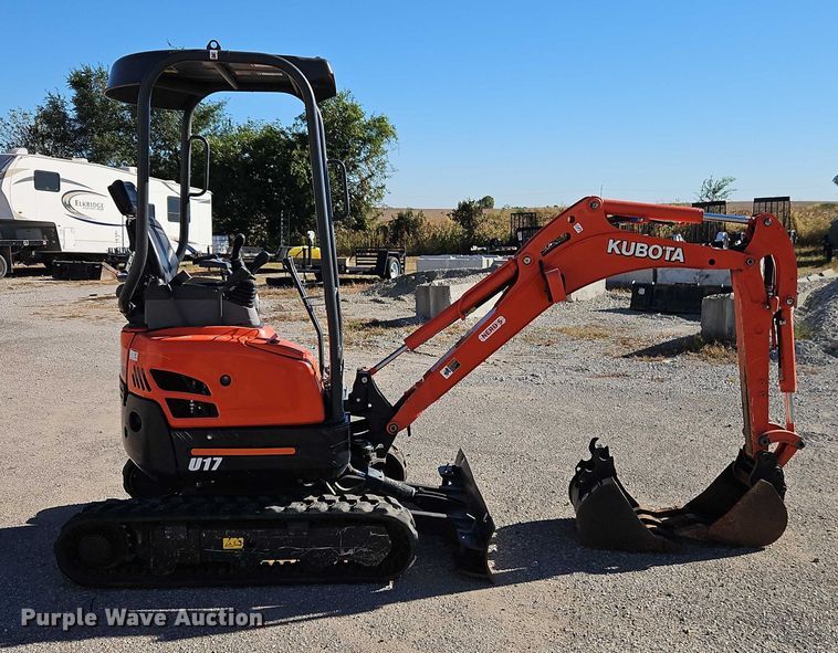 EXCAVADORA 2020 KUBOTA U17