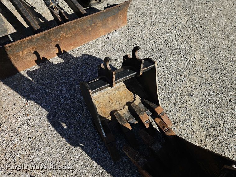 image for item DU3569 2020 Kubota U17 mini excavator