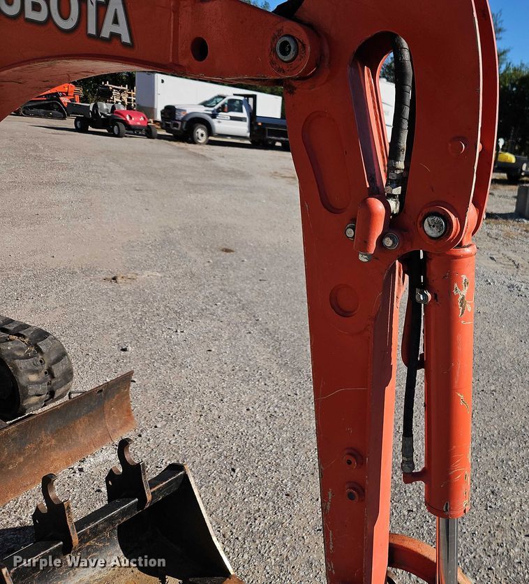 image for item DU3569 2020 Kubota U17 mini excavator