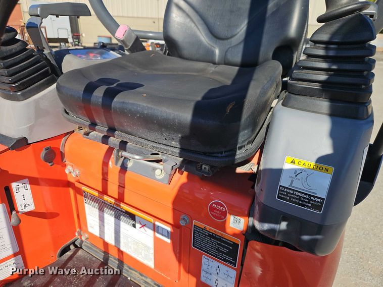 image for item DU3569 2020 Kubota U17 mini excavator