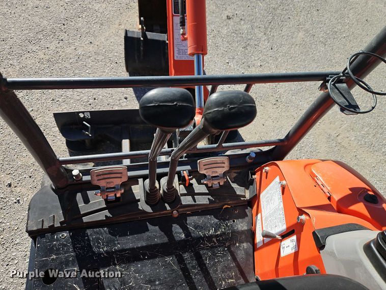 image for item DU3569 2020 Kubota U17 mini excavator