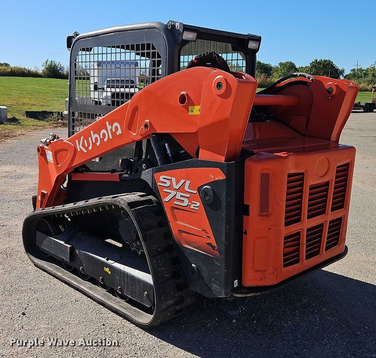image for item DU3570 2022 Kubota SVL75-2 tracked skid steer loader