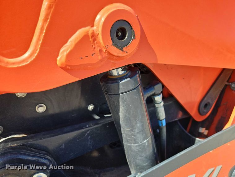 image for item DU3570 2022 Kubota SVL75-2 tracked skid steer loader