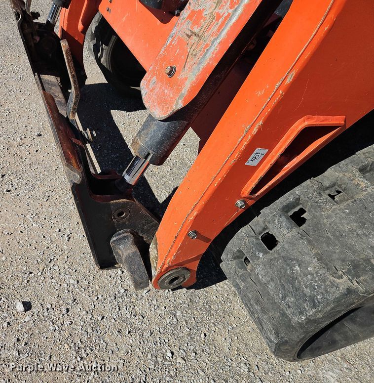 image for item DU3570 2022 Kubota SVL75-2 tracked skid steer loader